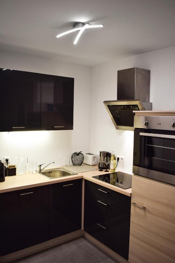 Appartement Cosy New 3min To Vic/uno-city And Danube